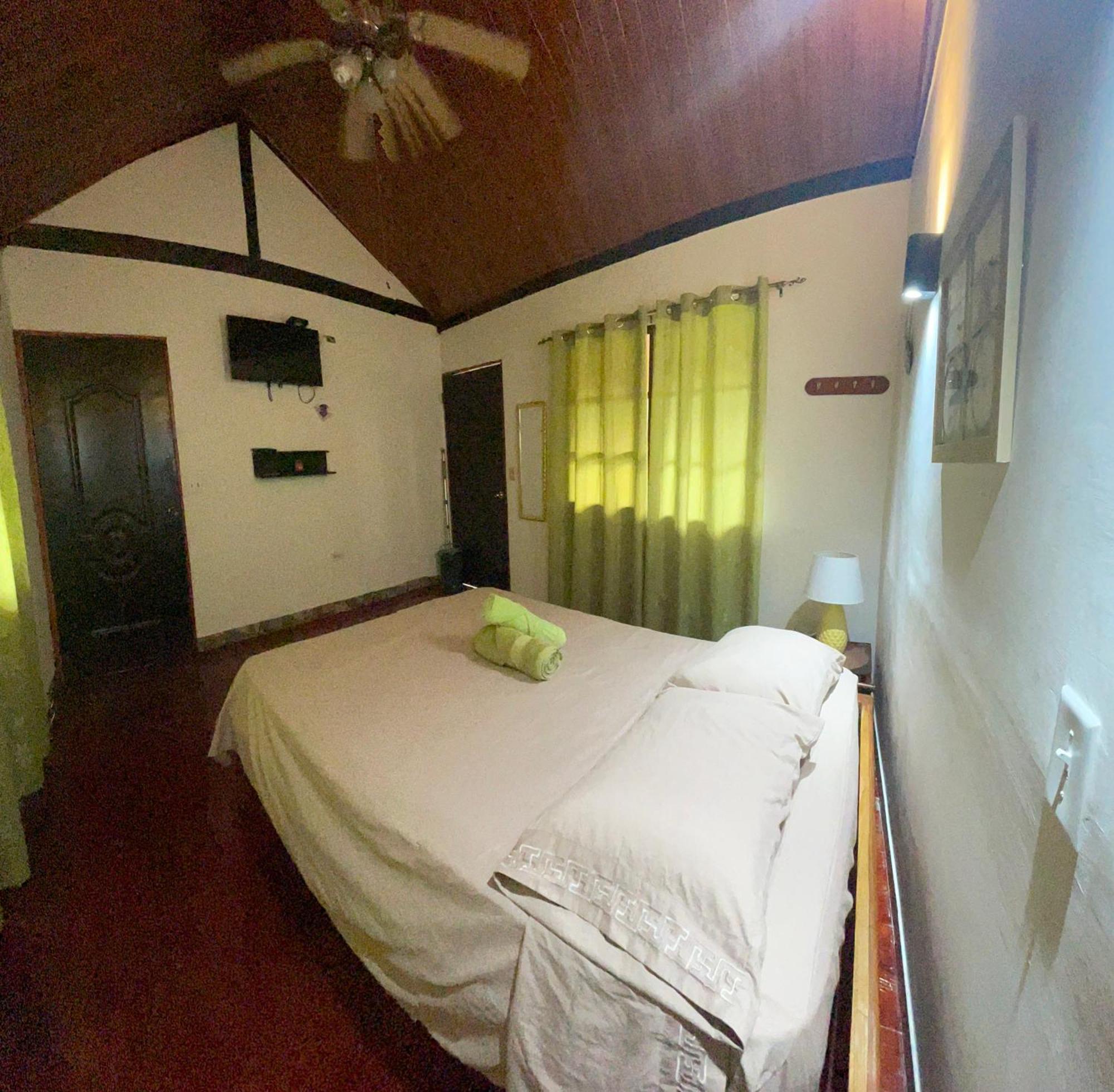 Hostal La India El Valle de Anton Luaran gambar